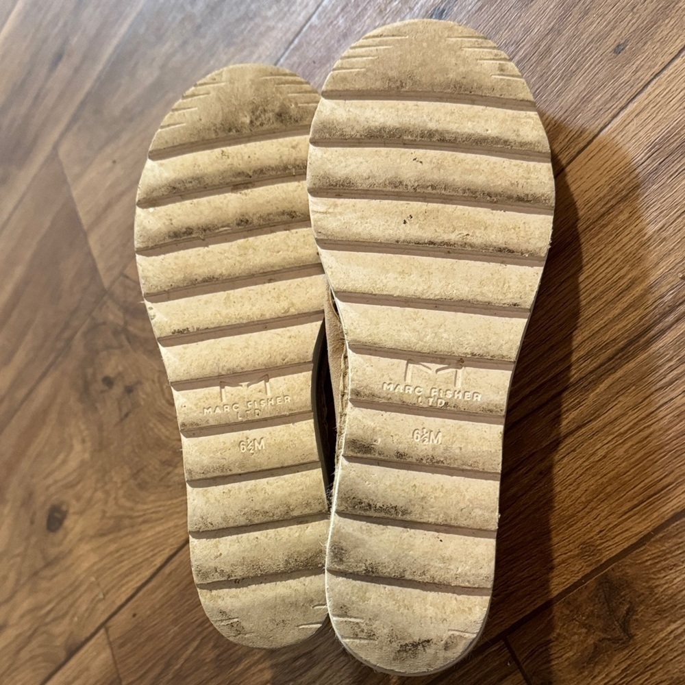 Marc Fisher Kids Beige Crisscross Sandals - Picture 3 of 3